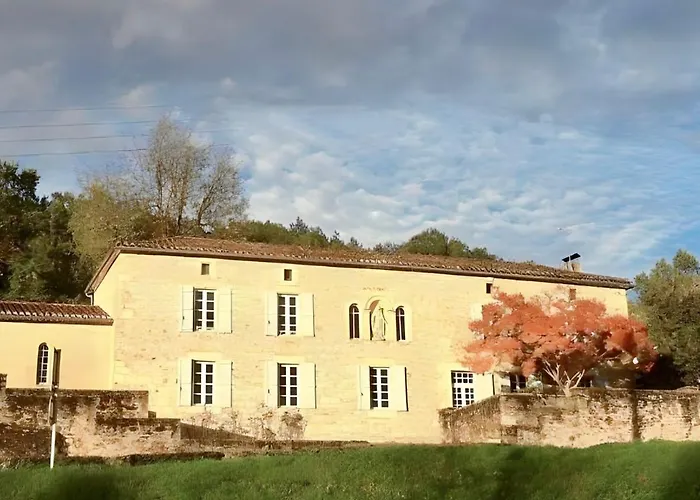 Espace Presence - Le Couvent Couette-café *